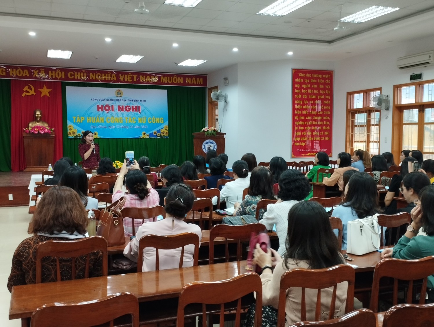 Các cấp Công đoàn ngành Giáo dục Bình Định: Sôi nổi các hoạt động chào mừng ngày thành lập Hội Liên hiệp Phụ nữ Việt Nam 20/10